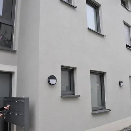 Modern In B'heim 1