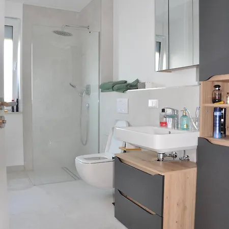 Modern In B'heim Eg Nr 2 Apartamento Bischofsheim